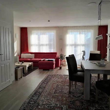 Holiday home Der Westfluegel Mme Mimi 54
